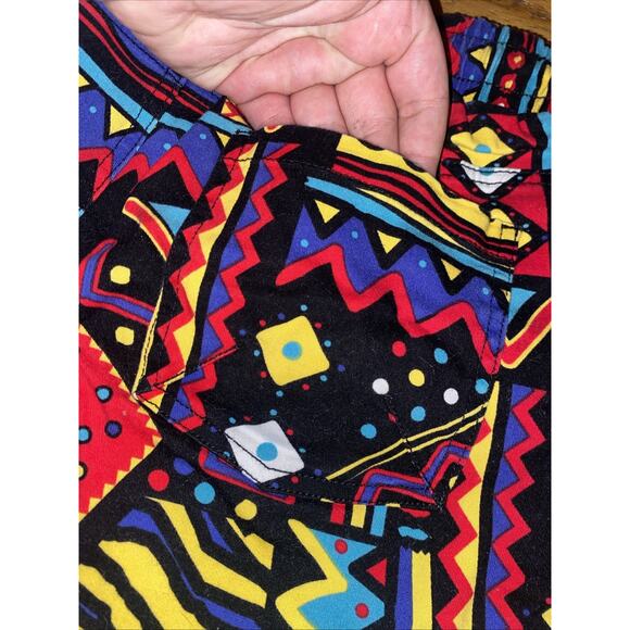 OH SNAP! Men Retro 90s Geometric Print Shorts Stretch Twill Black Colorful Med - Picture 6 of 10